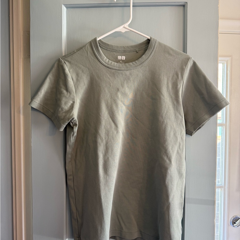 Uniqlo Green T-Shirt